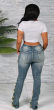 Load image into Gallery viewer, Heavy frayed stacked jeans
