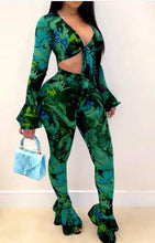 Load image into Gallery viewer, Green 2 piece set (see through)
